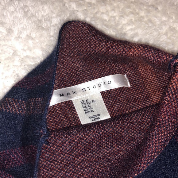 Max Studio Sweater - Picture 3 of 5